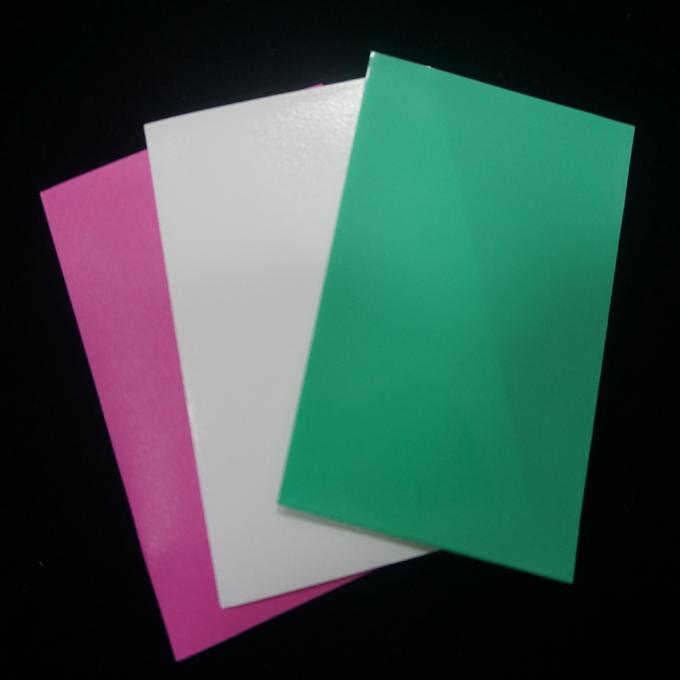 Kundengebundene bunte Front klare pp. der hohen Qualität zurück färben bereifte kleine Plastikkartenärmel